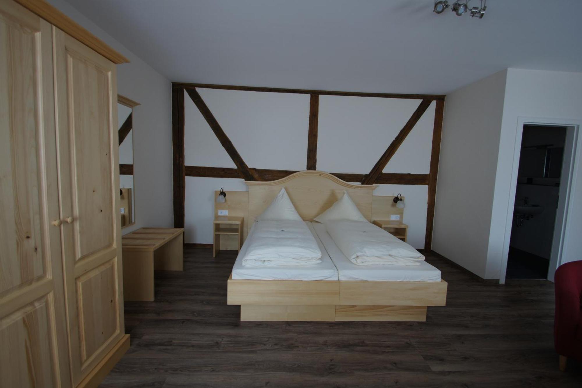 Gasthof Schoenau Heilsbronn Номер фото